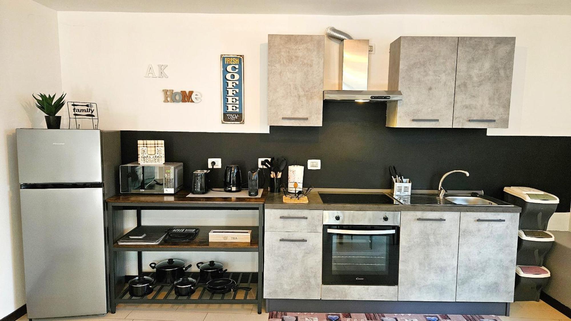 Ak Homes, A Due Passi Da Orio